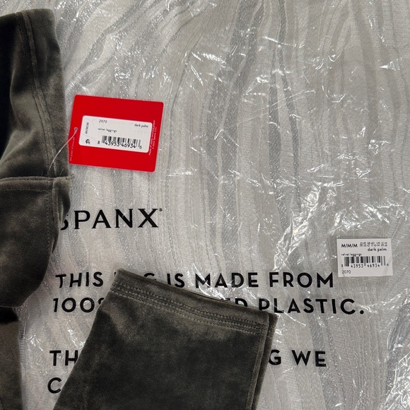 SPANX Dark Palm Velvet Leggings NWT - Picture 2 of 6